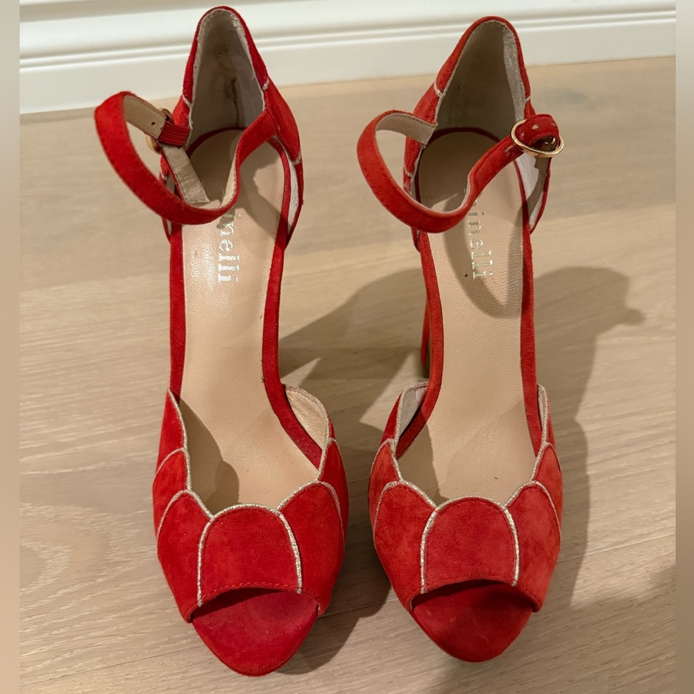 Minnelli Red Women’s heels NWOT - Picture 2 of 5